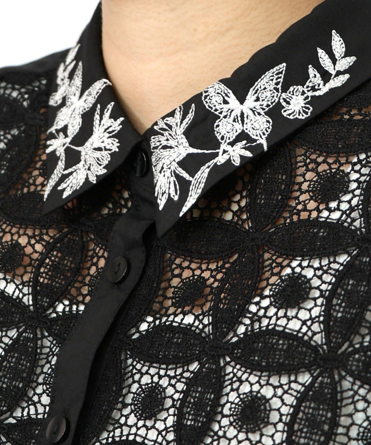 蝶花刺繍 レース切替シャツ-15