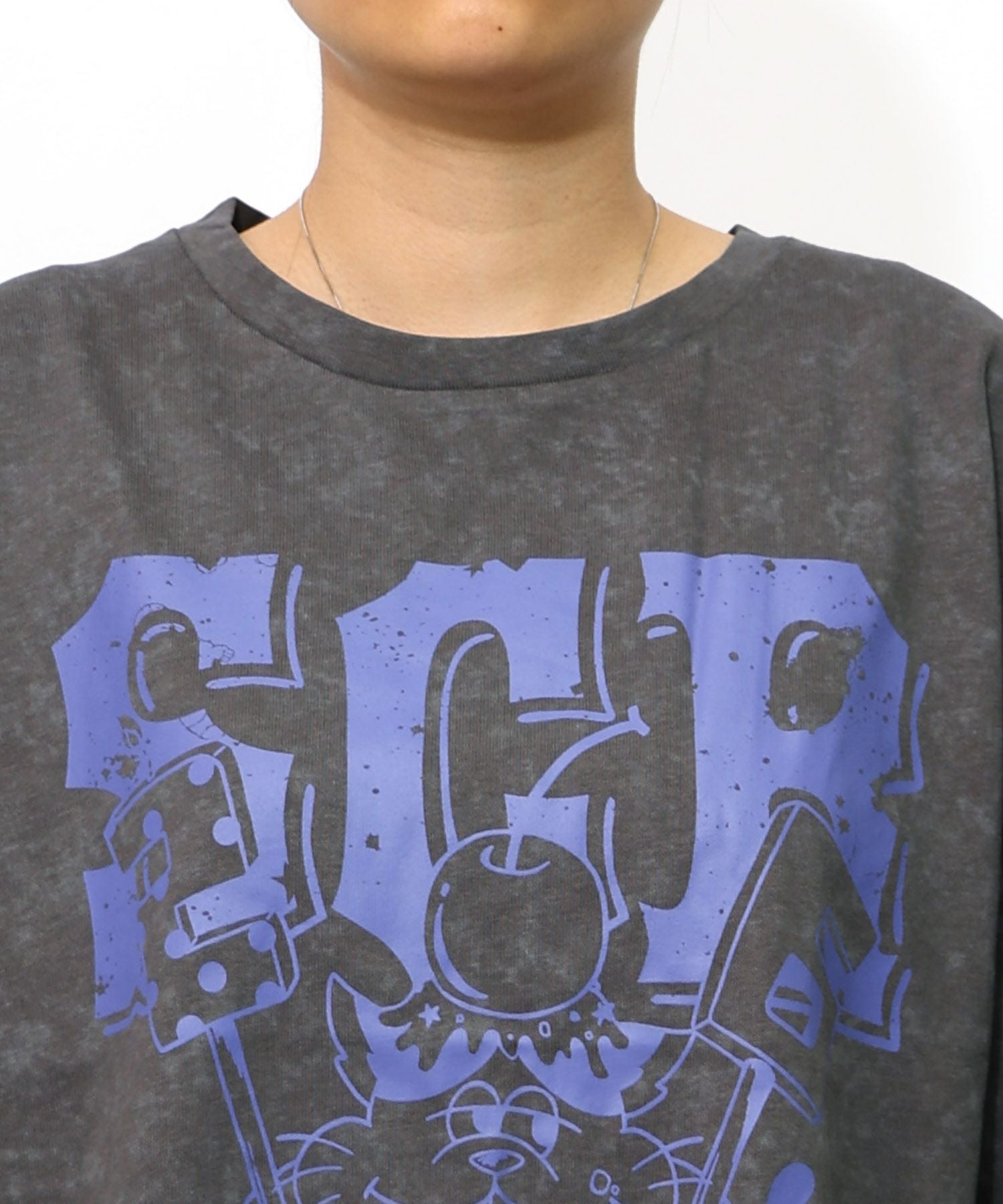 153632：26周年ケーキとネコちゃん柄 フリンジプルオーバーの通販-ScoLar