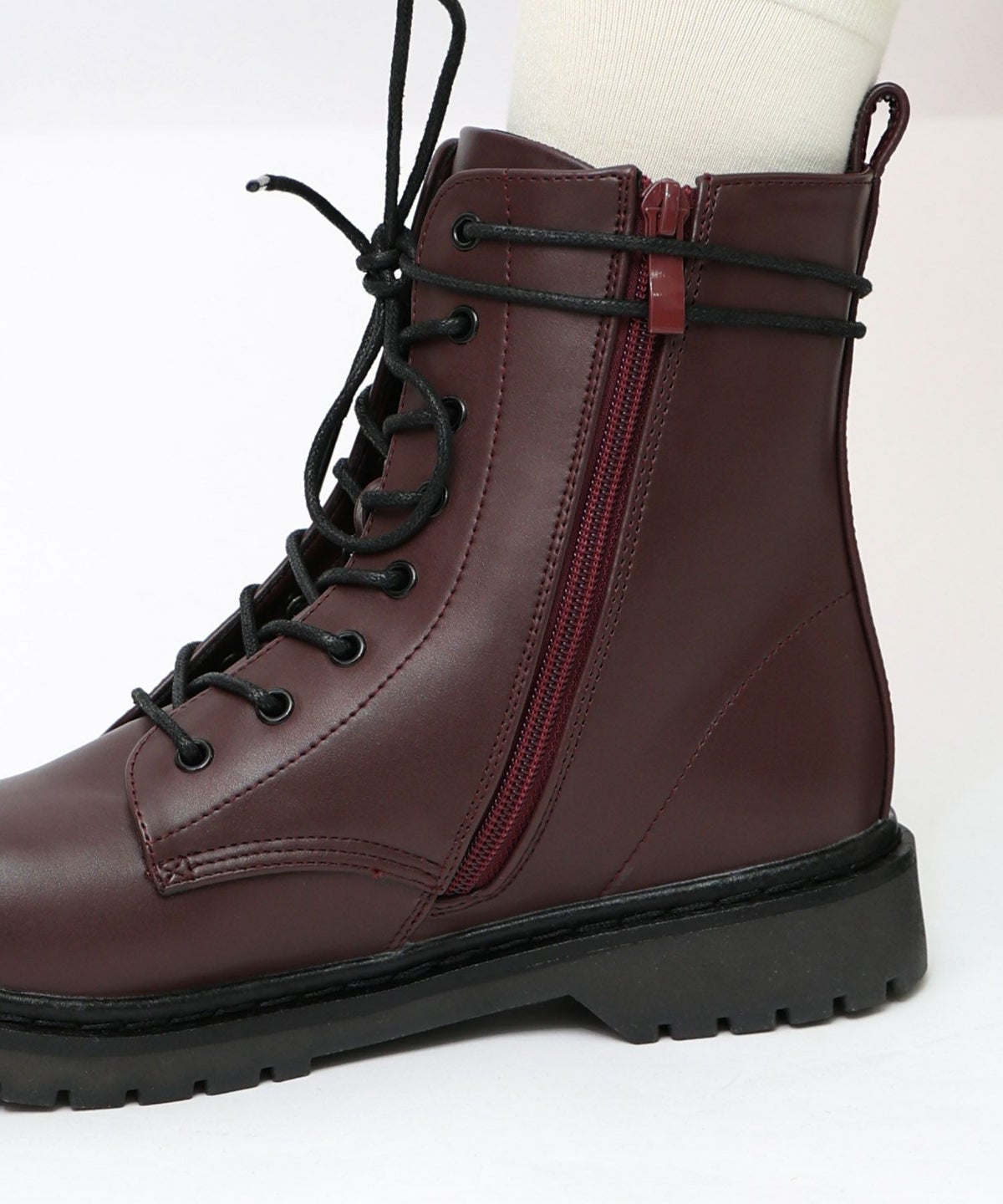 スカラーちゃんとキノコ刺繍ブーツ-17