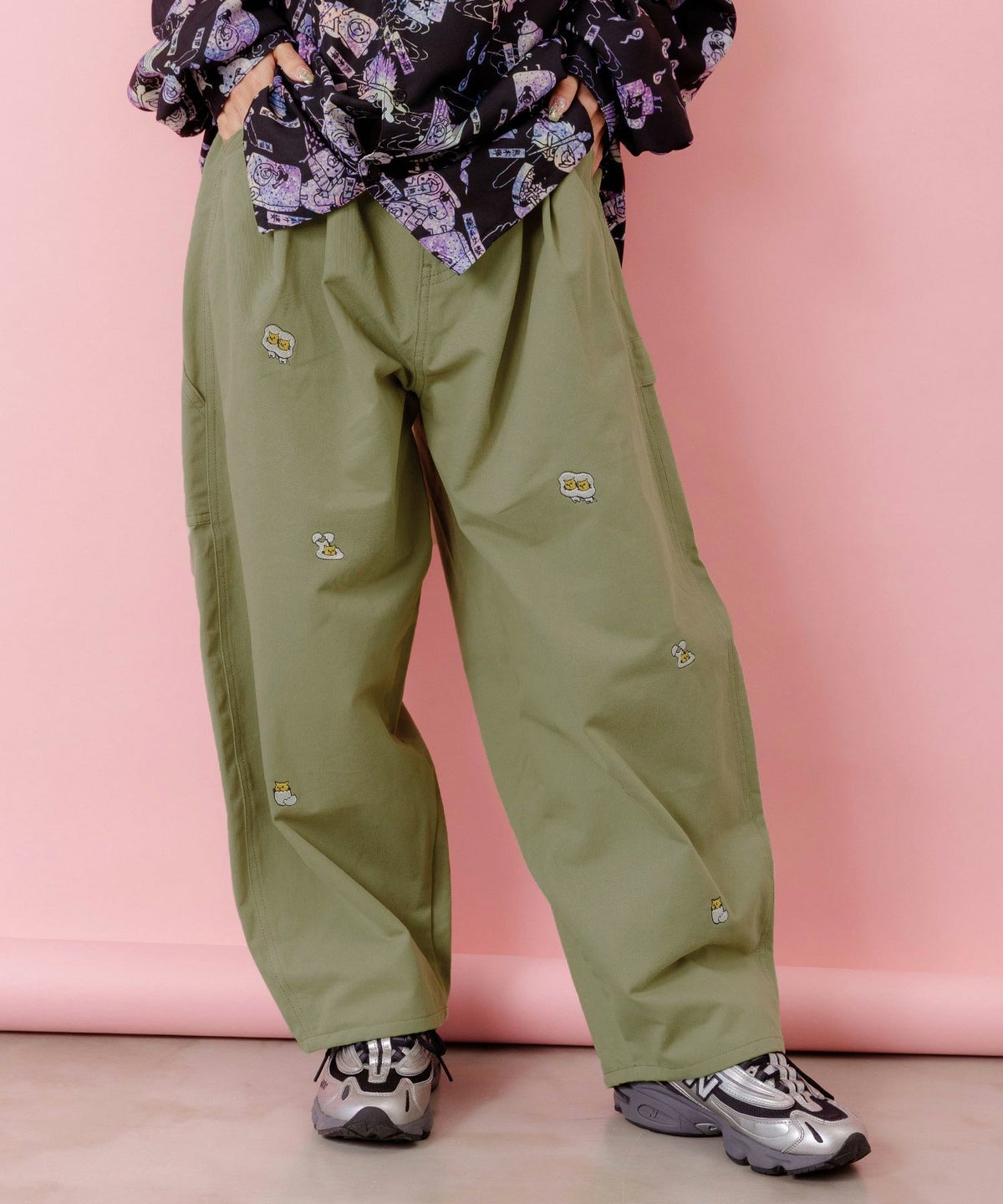 パリティーのネコ目玉焼き刺繍パンツ-19