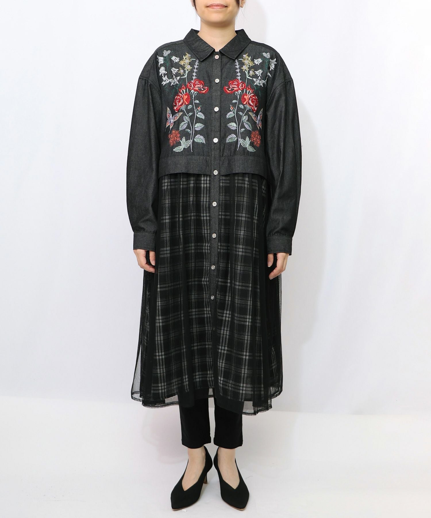 553211：花蝶刺繍チュール重ね チェック柄デニムワンピースの通販-ScoLar