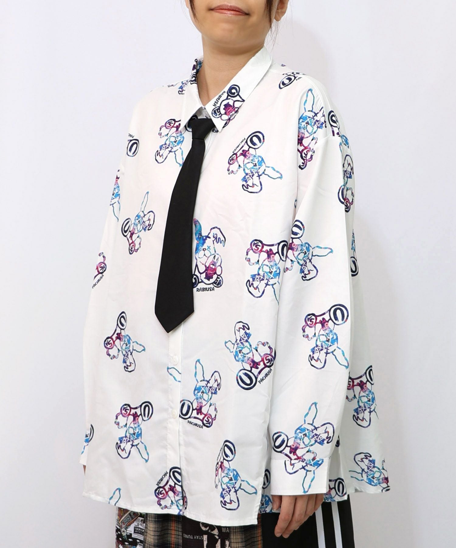 153634：パチうさ×ラビル柄 ネクタイ付きシャツの通販-ScoLar