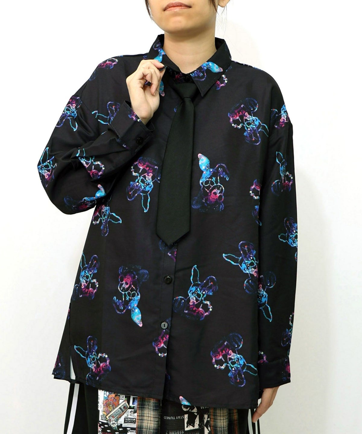 パチうさ×ラビル柄 ネクタイ付きシャツ-13