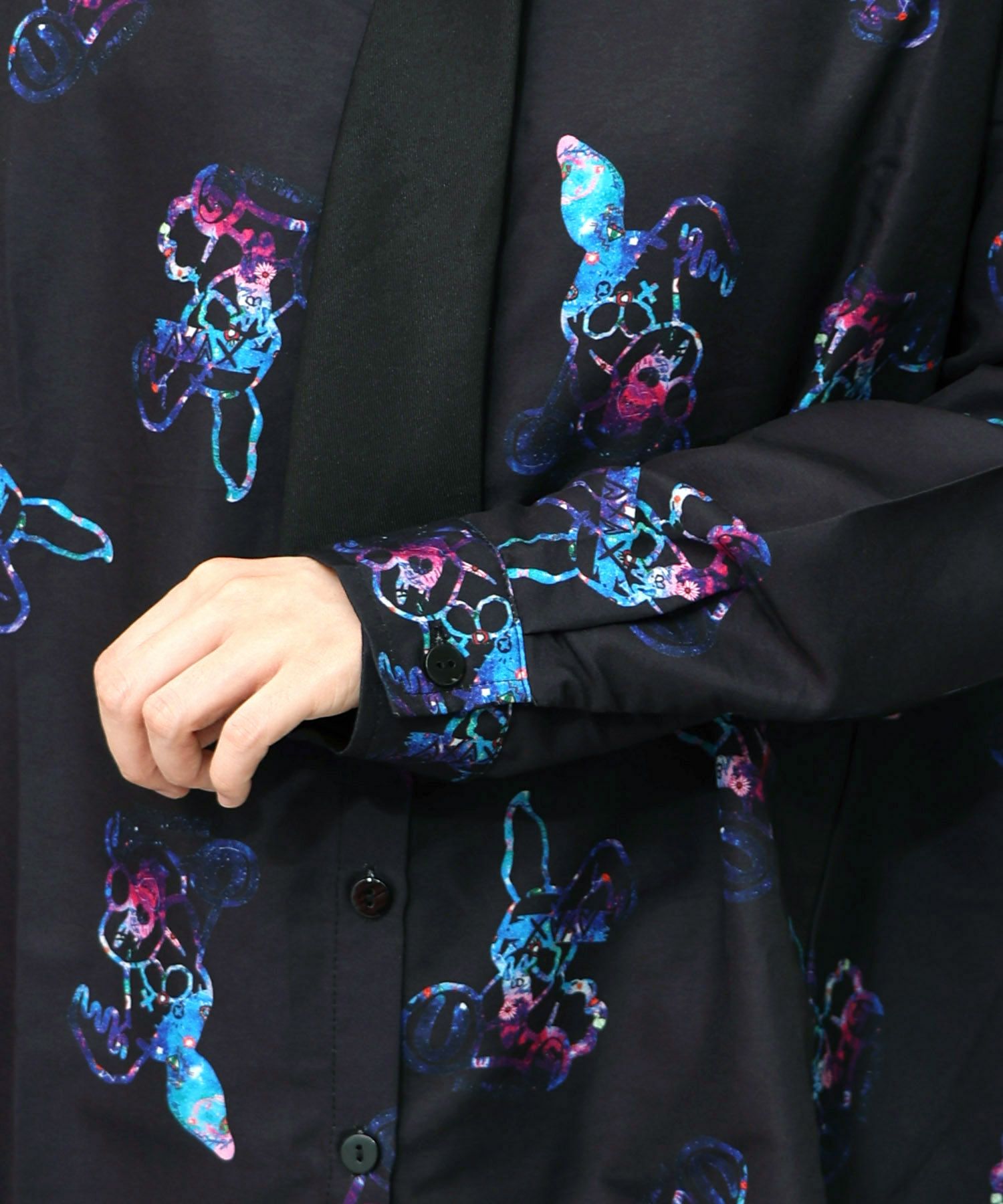 153634：パチうさ×ラビル柄 ネクタイ付きシャツの通販-ScoLar