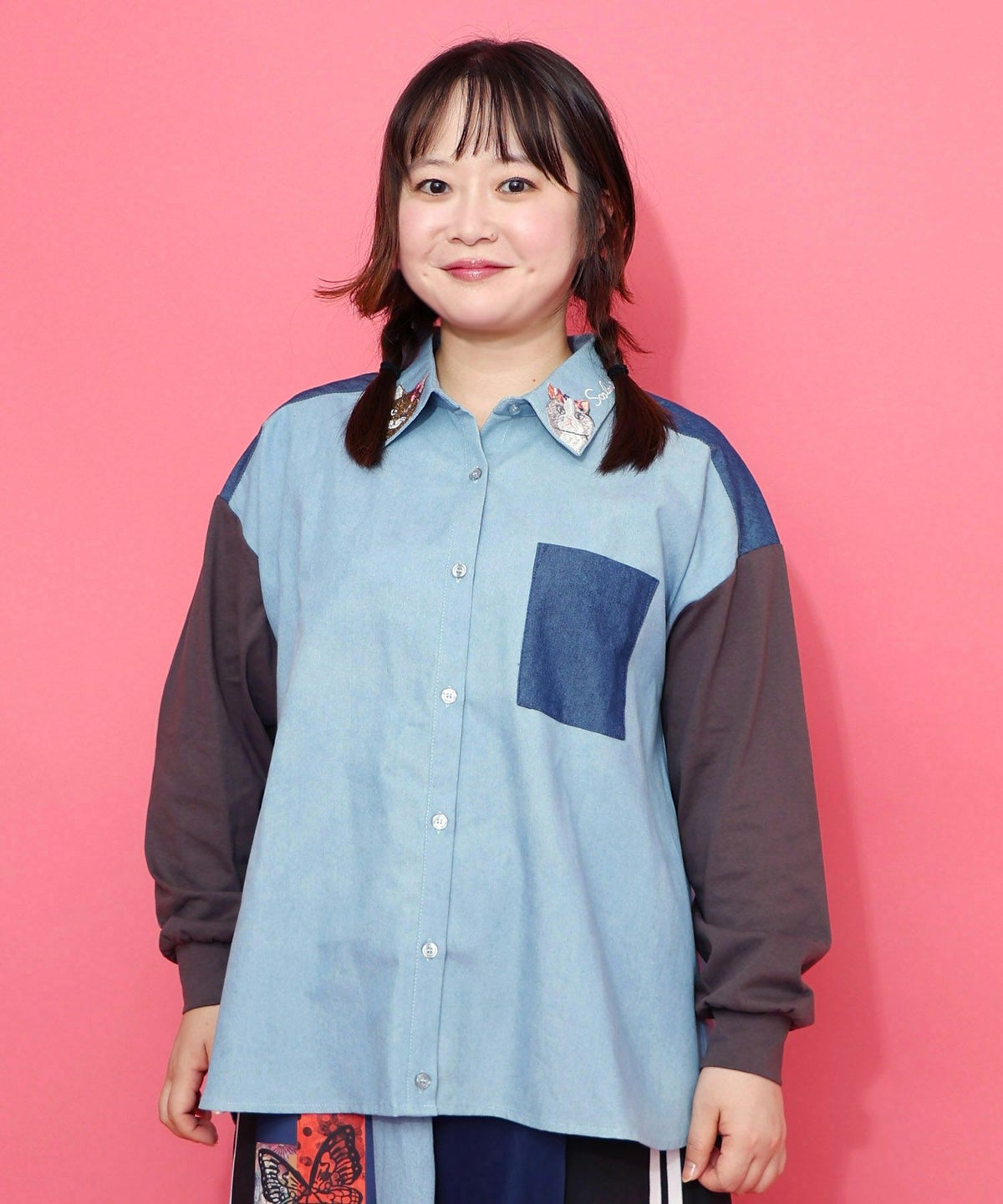 ネコ刺繍襟シャンブレーシャツ-3