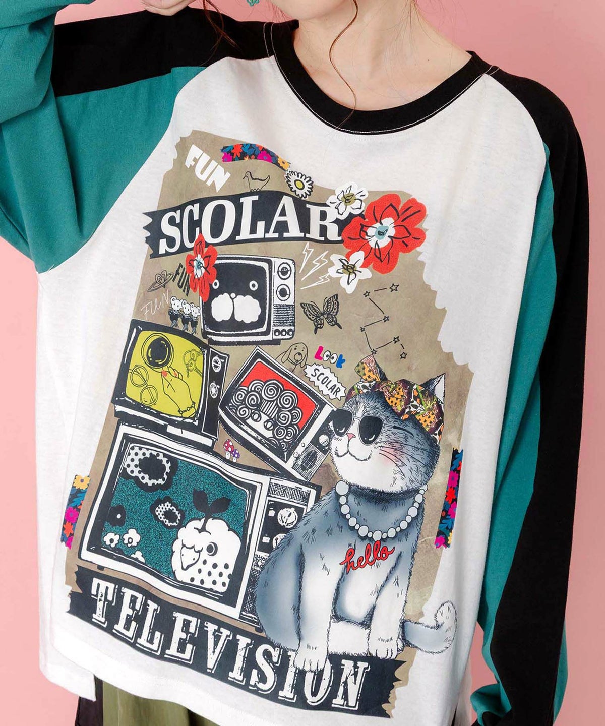 ネコとテレビ柄ロンT-6