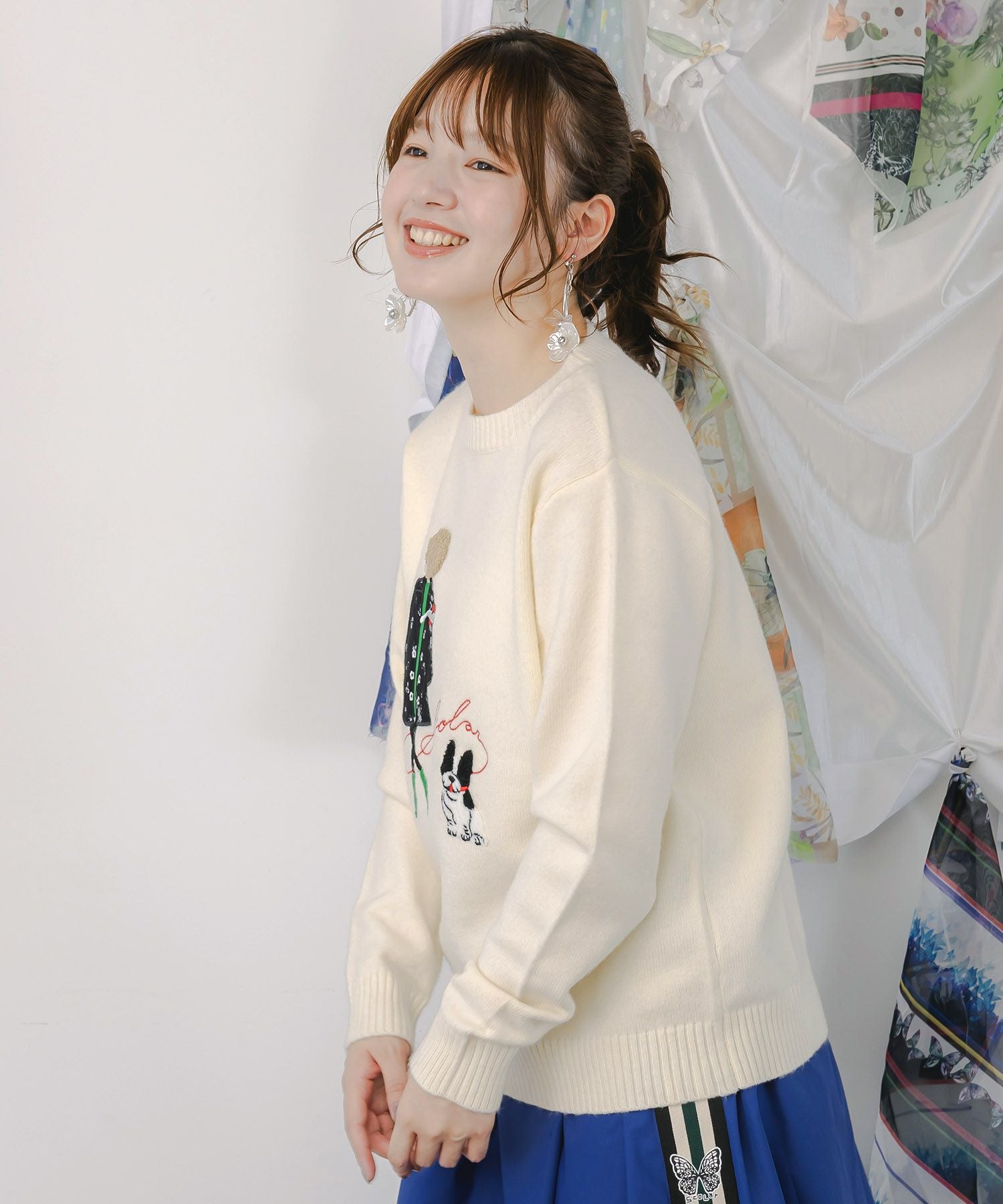 153638：女の子とワンちゃん刺繍アップリケ ニットプルオーバーの通販