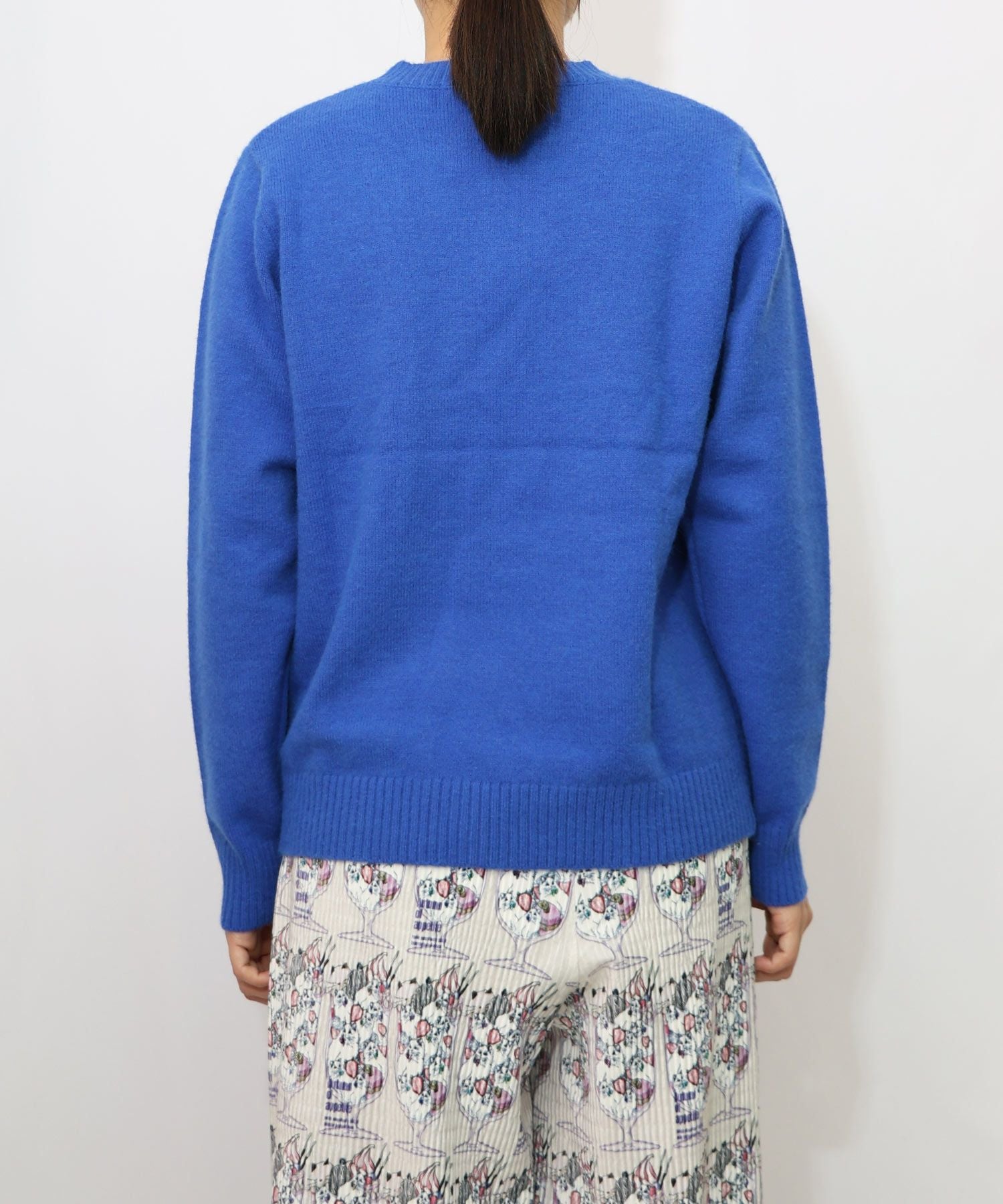 153638：女の子とワンちゃん刺繍アップリケ ニットプルオーバーの通販