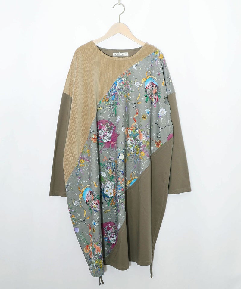 ネコと花の天の川柄 ドロストワンピース-11