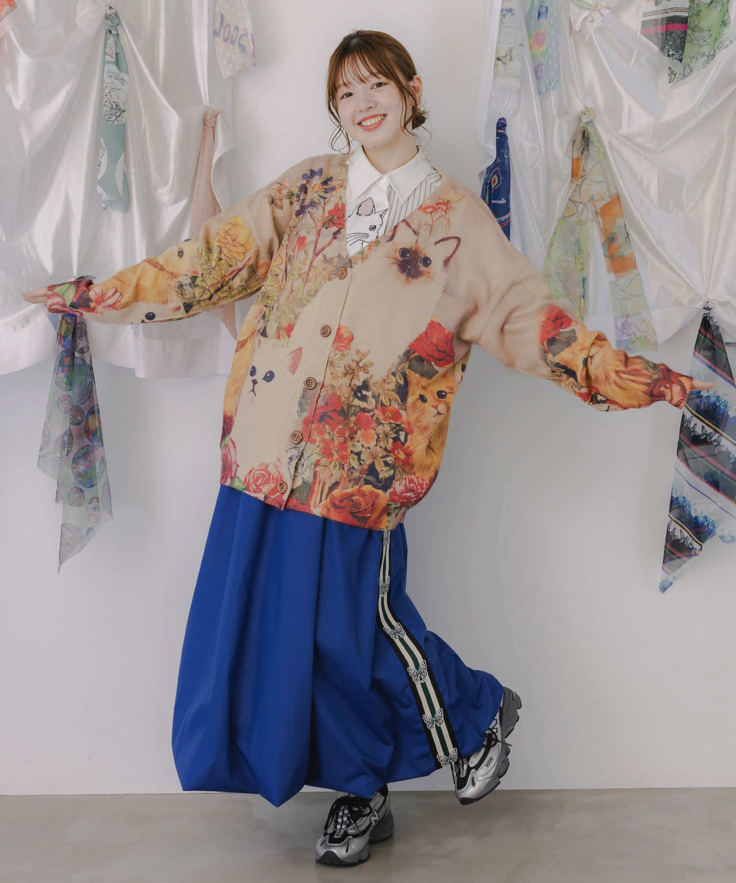 153669：アンティーク風秋色ネコカーディガンの通販-ScoLar