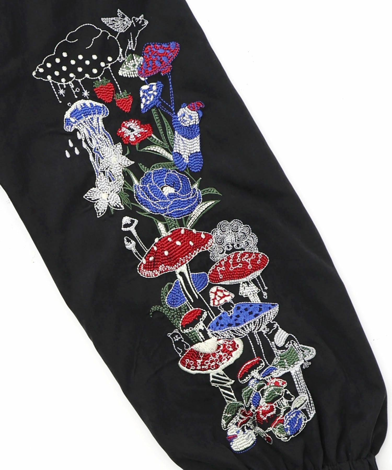 153654：メルヘンキノコ刺繍 2WAYブルゾンの通販-ScoLar
