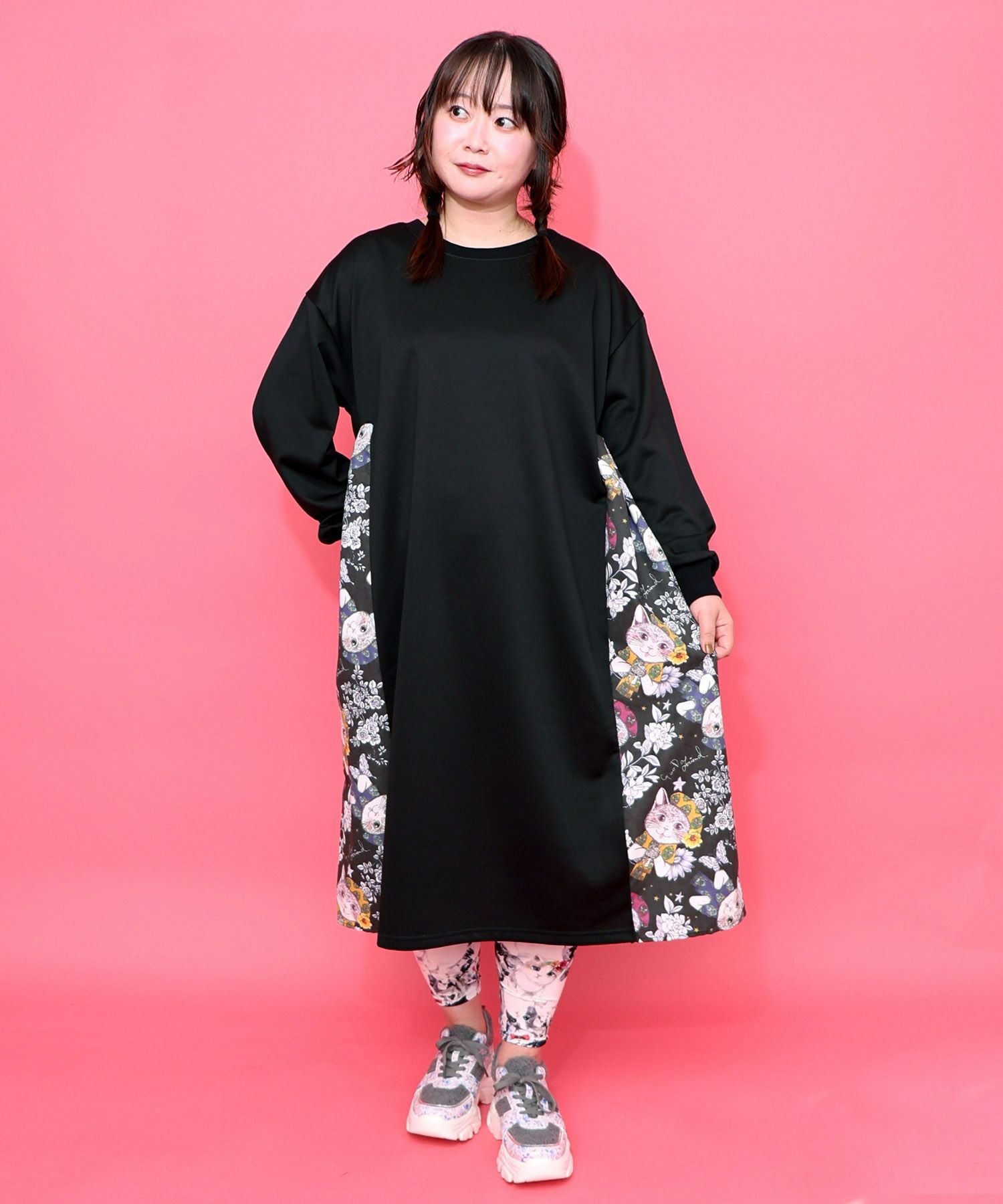 153651：おめかしネコ柄 切替ワンピースの通販-ScoLar