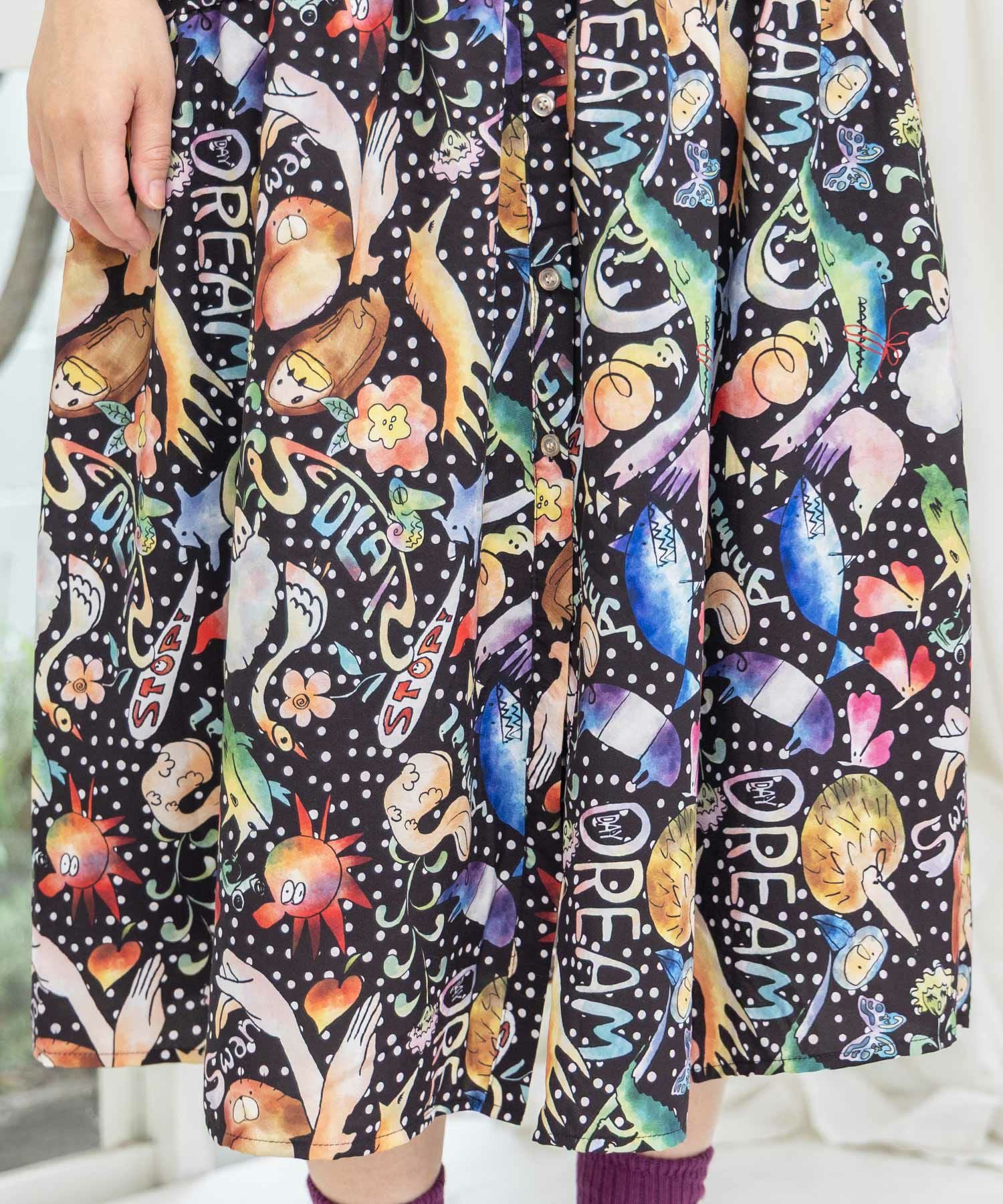 153650：音楽orPOP柄ワンピースの通販-ScoLar