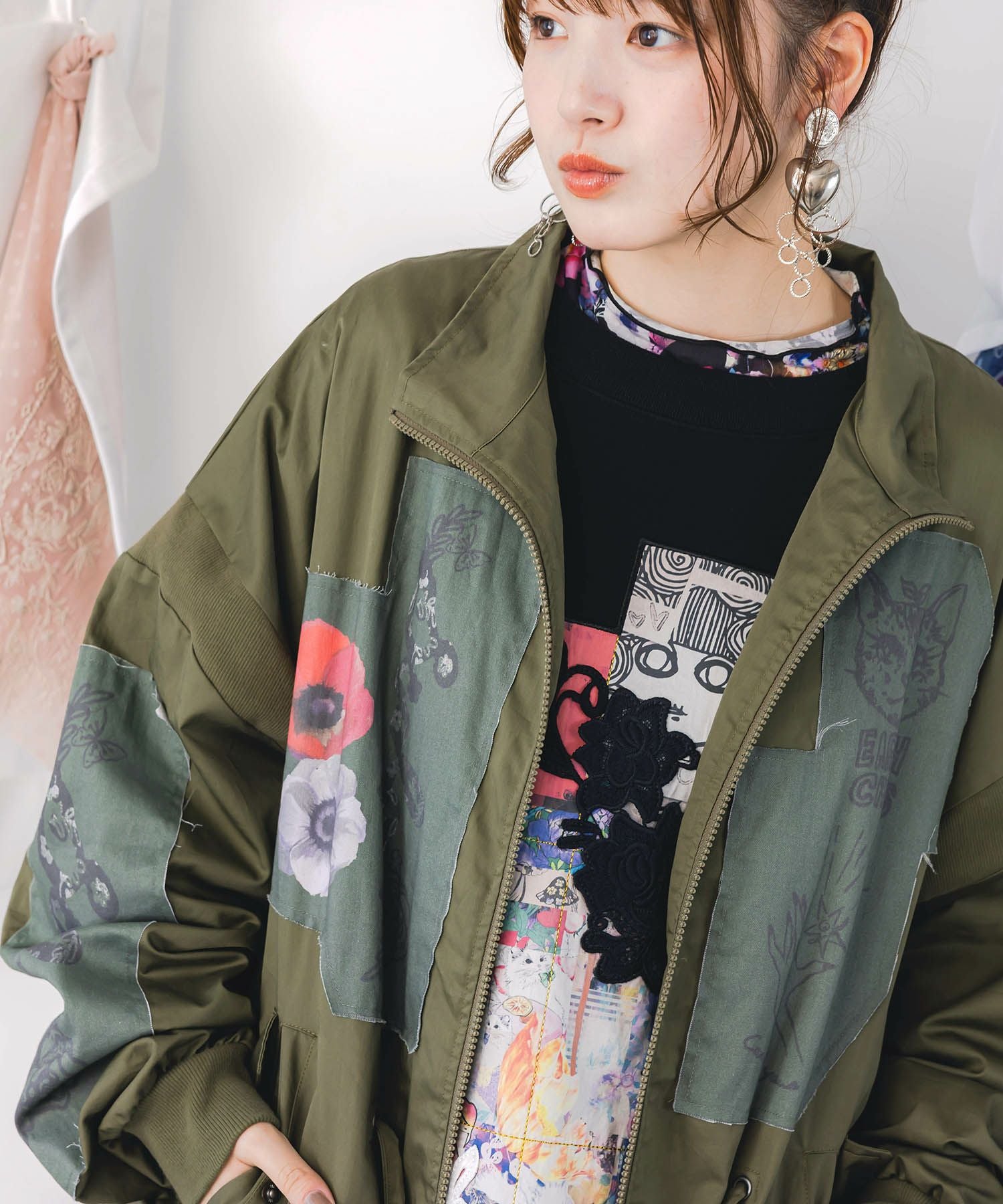 153648：花のアップリケロングブルゾンの通販-ScoLar