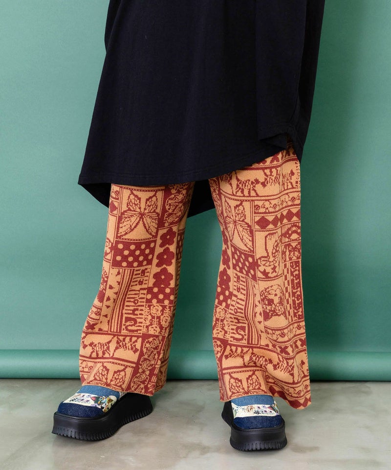 威嚇する人畜無害猫怪獣柄プルオーバー-6