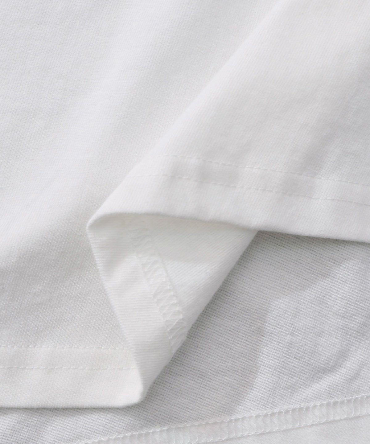 威嚇する人畜無害猫怪獣柄プルオーバー-18