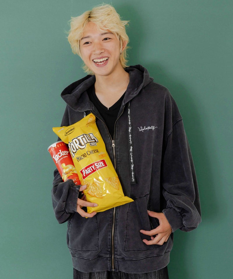 落書き風裏毛スノーウォッシュパーカー-12