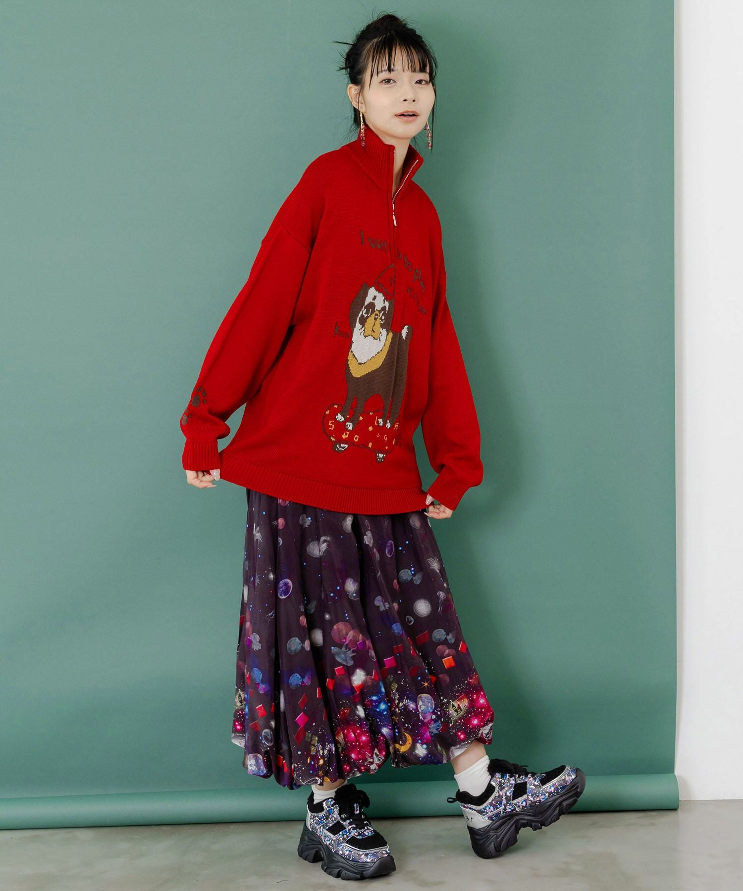 153685：かまって欲しいパグ ハイネックニットプルオーバーの通販-ScoLar