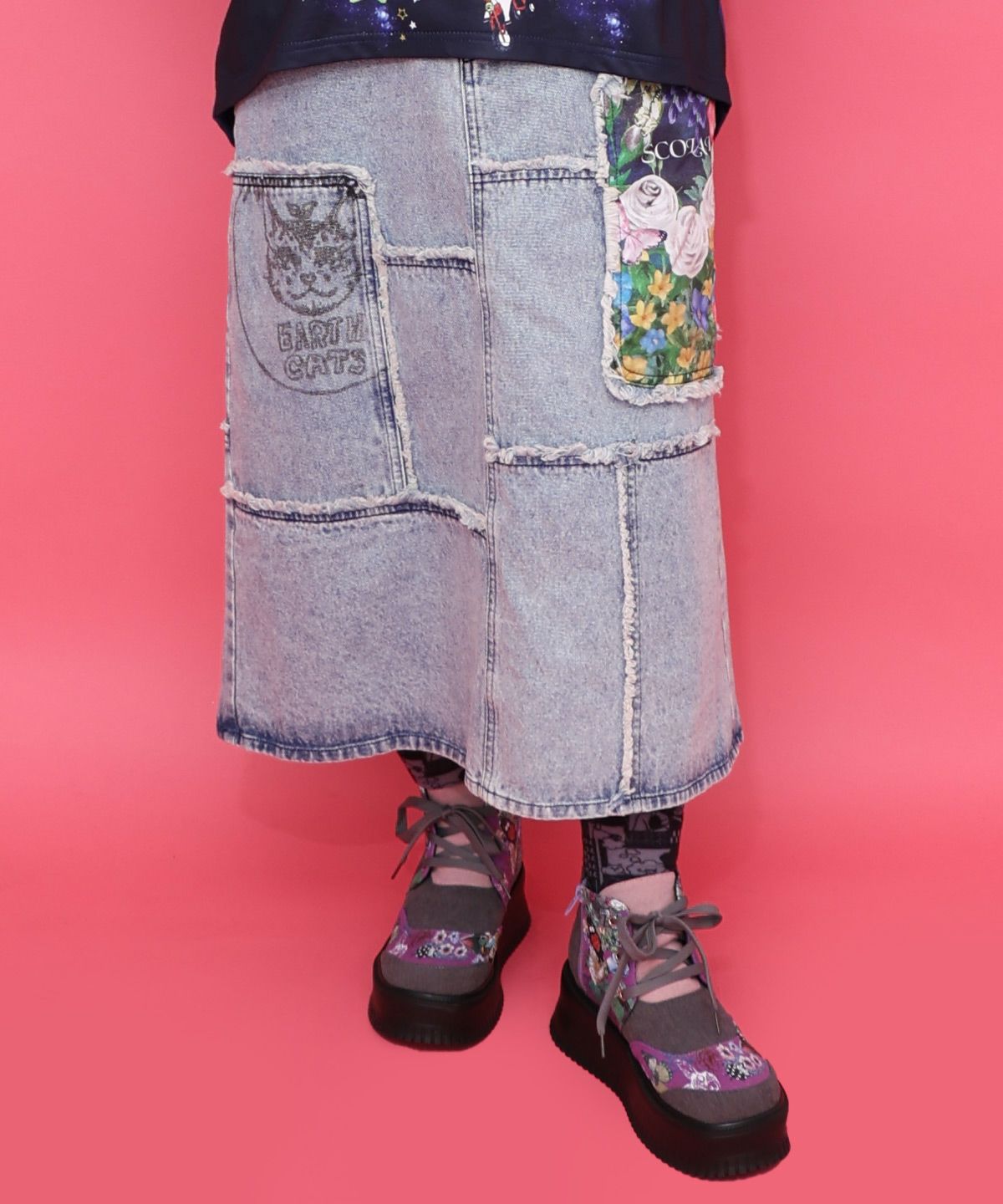 153673：花ネコのアシメフリンジ アップリケデニムスカートの通販-ScoLar