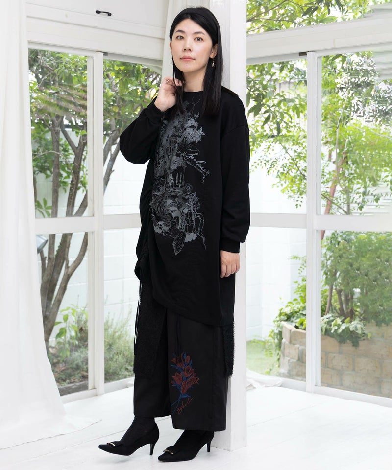 ツリーハウス柄裏毛×裾ドロストワンピース-2