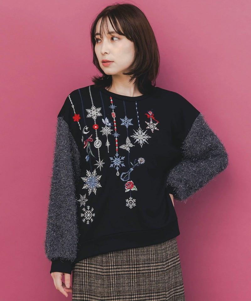 雪の結晶ガーランド刺繍裏毛×ラメフェザーニット-1