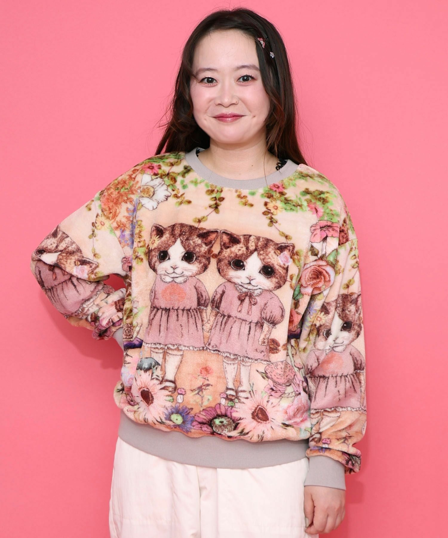 153737：ネコ姉妹の秘密の花園 双面フランネルプルオーバーの通販-ScoLar