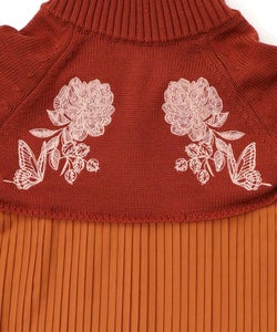 花刺繍ニット×プリーツ異素材切替プルオーバー-15
