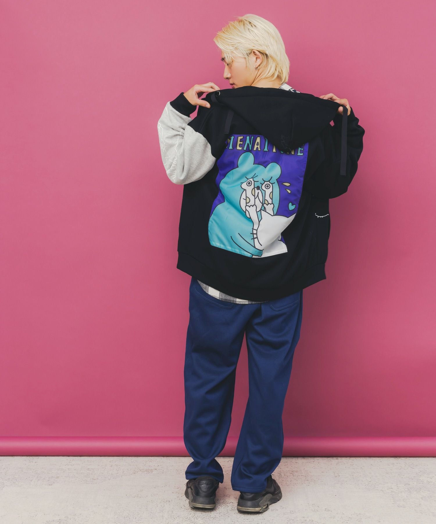 353130：ネコとクマとチンアナゴ柄 リメイク風裏起毛パーカーの通販-ScoLar