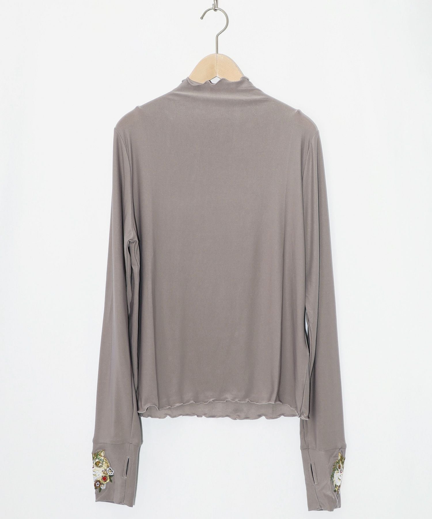 153722：ネコ刺繍袖×メロウ裏起毛スムースインナーの通販-ScoLar