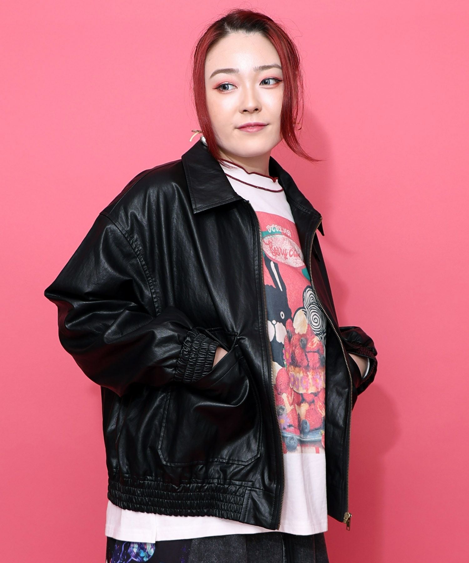 153771：ネコ刺繍フェイクレザー×裏地ブルゾンの通販-ScoLar