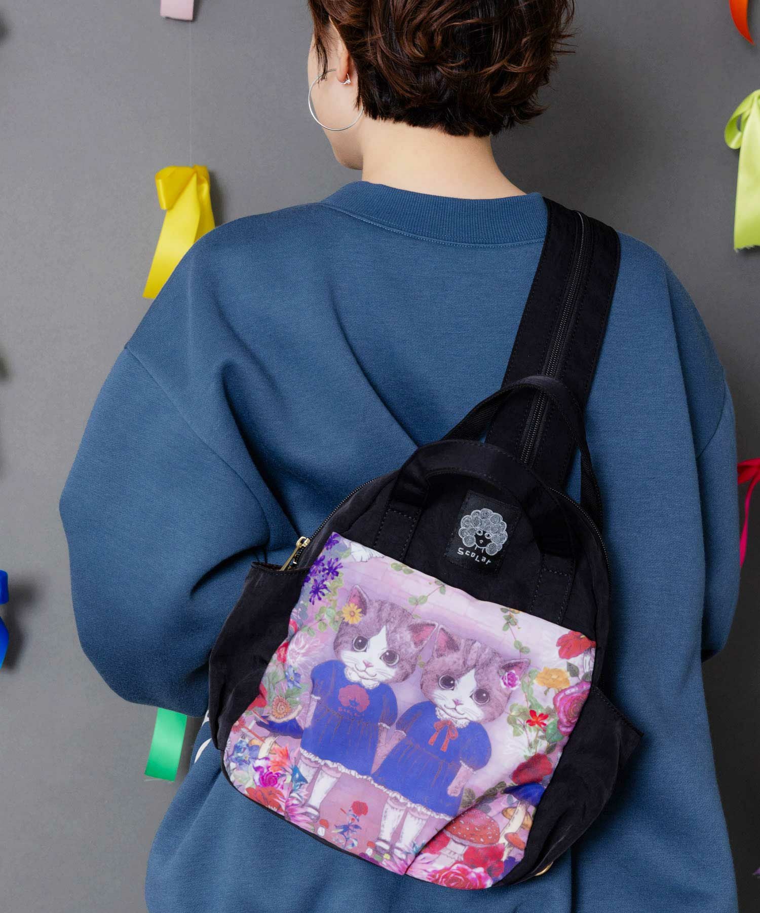 653444：ネコ姉妹の秘密の花園柄 2wayミニリュックの通販-ScoLar