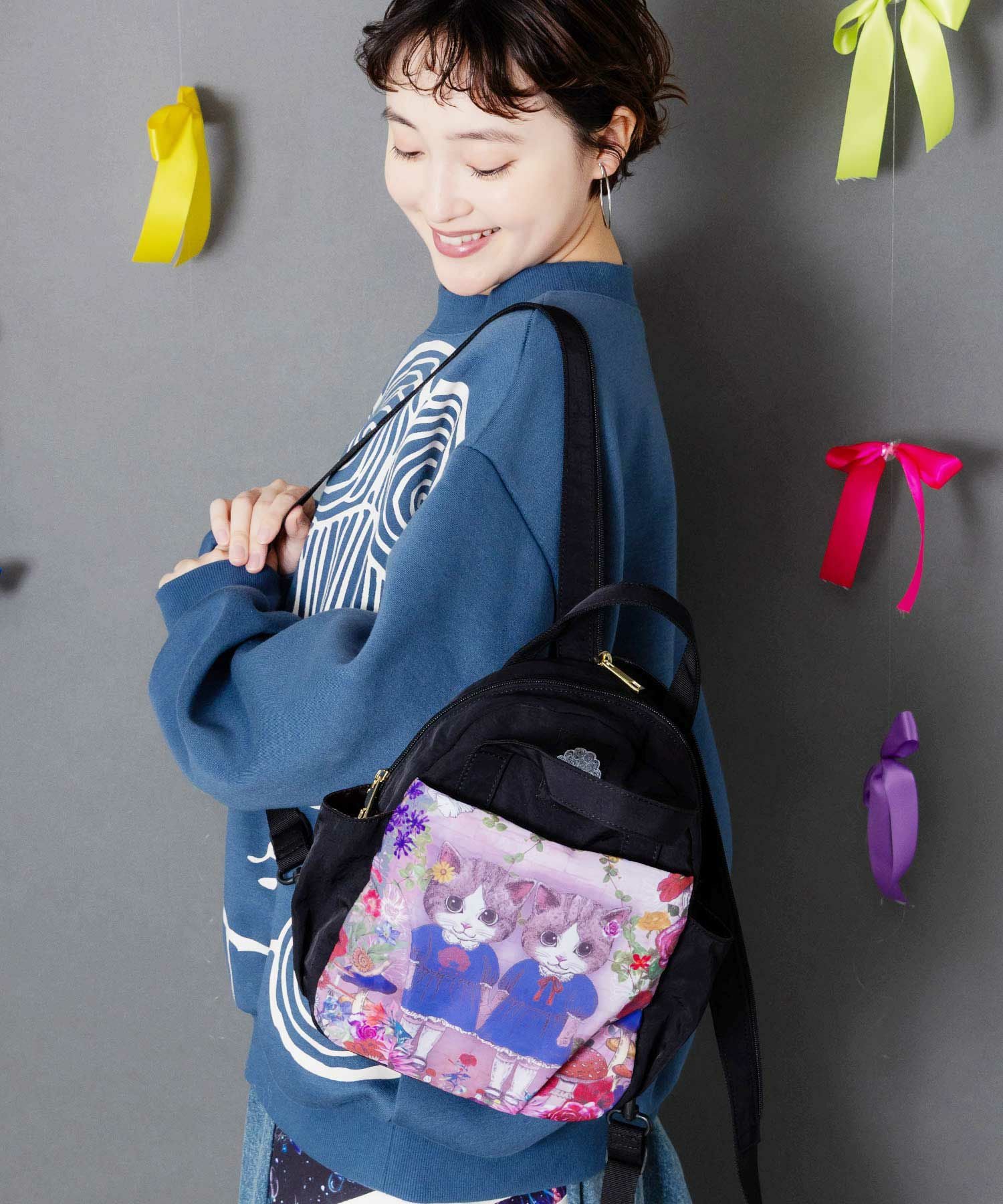 653444：ネコ姉妹の秘密の花園柄 2wayミニリュックの通販-ScoLar