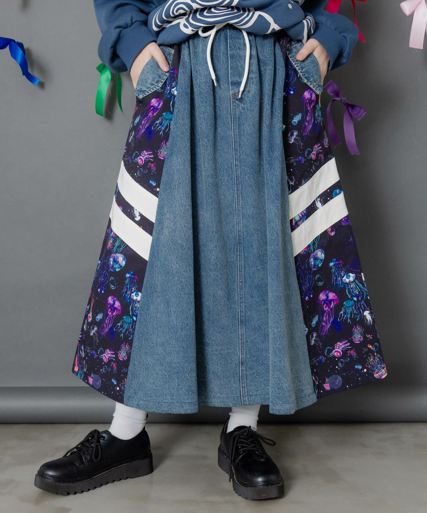 153775：クラゲ柄ナイロン×デニムスカートの通販-ScoLar
