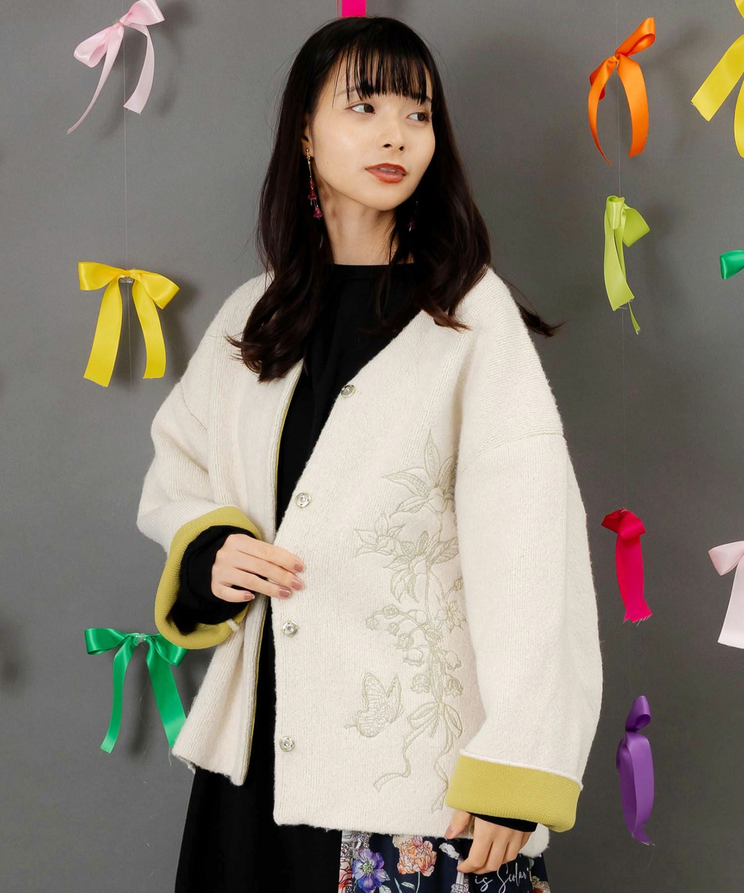 553285：花刺繍バイカラーニットカーディガンの通販-ScoLar