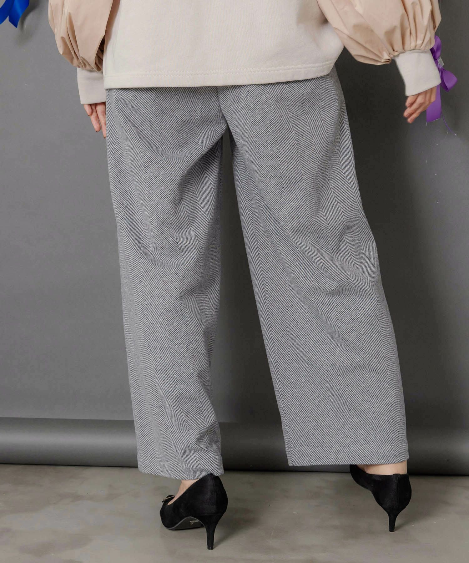 553280：異素材切替×花束刺繍パンツの通販-ScoLar