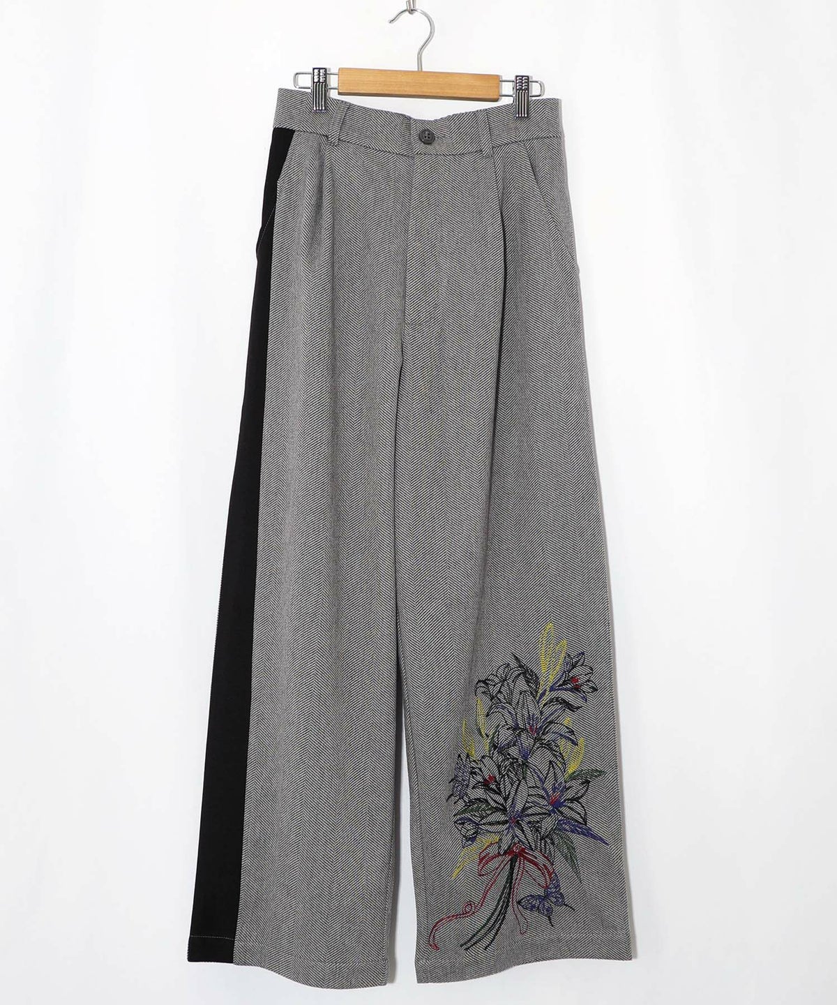 異素材切替×花束刺繍パンツ-9