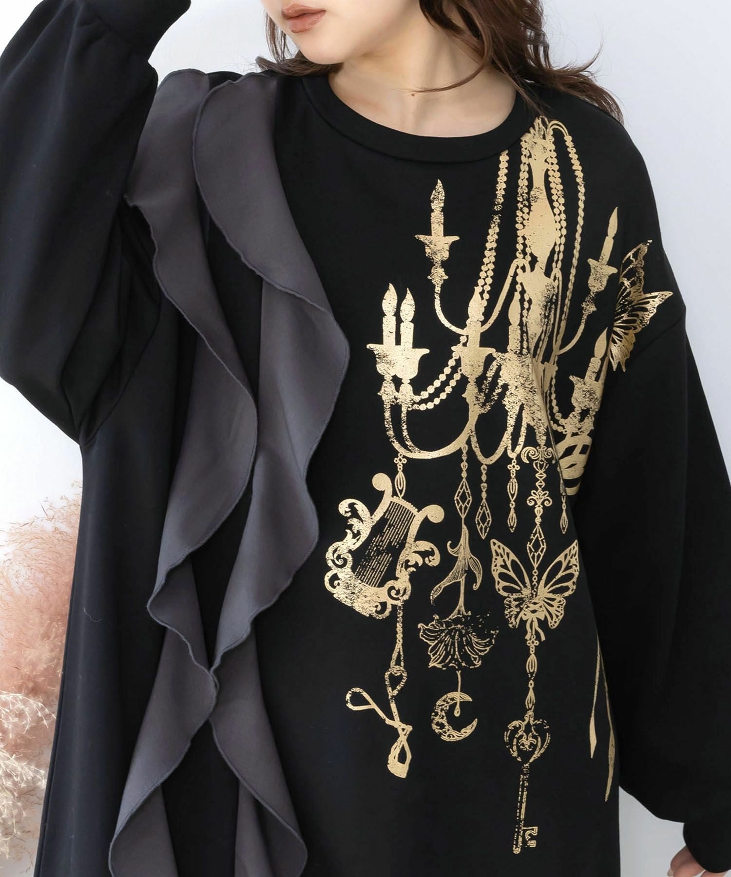 553278：箔プリントシャンデリア フリル裏毛ワンピースの通販-ScoLar