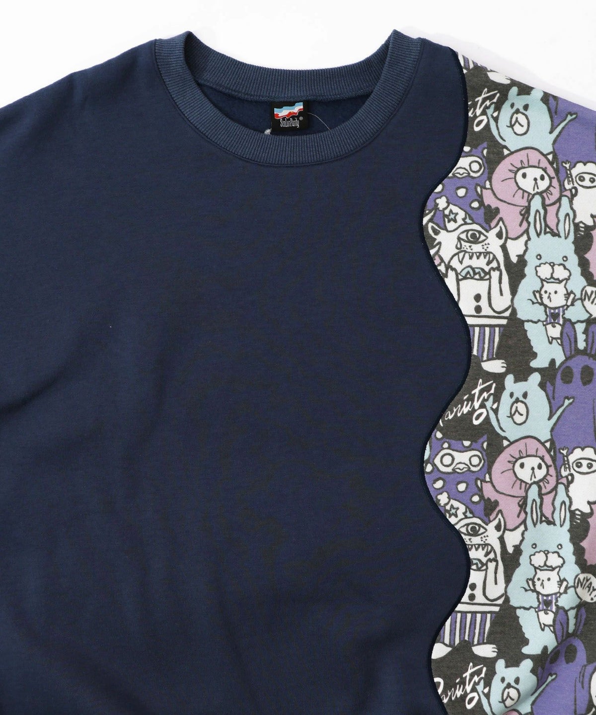 Parityキャラ総柄 裏起毛波模様切替プルオーバー-23