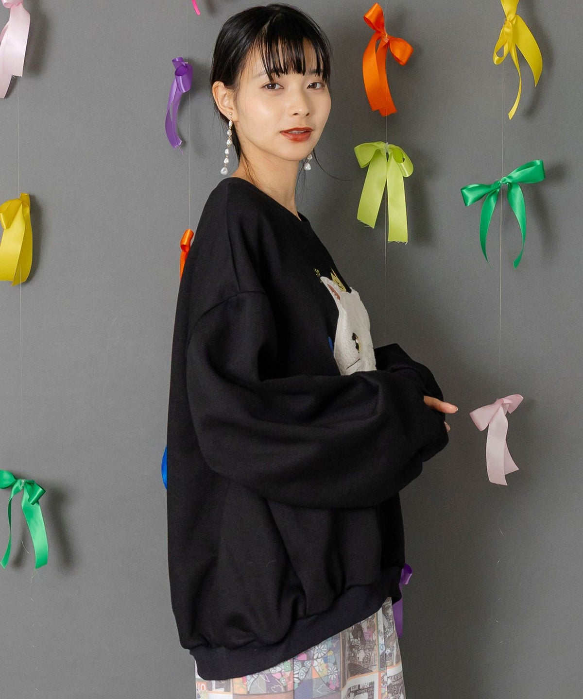 ネコのボアアップリケ×刺繍 裏起毛プルオーバー-4