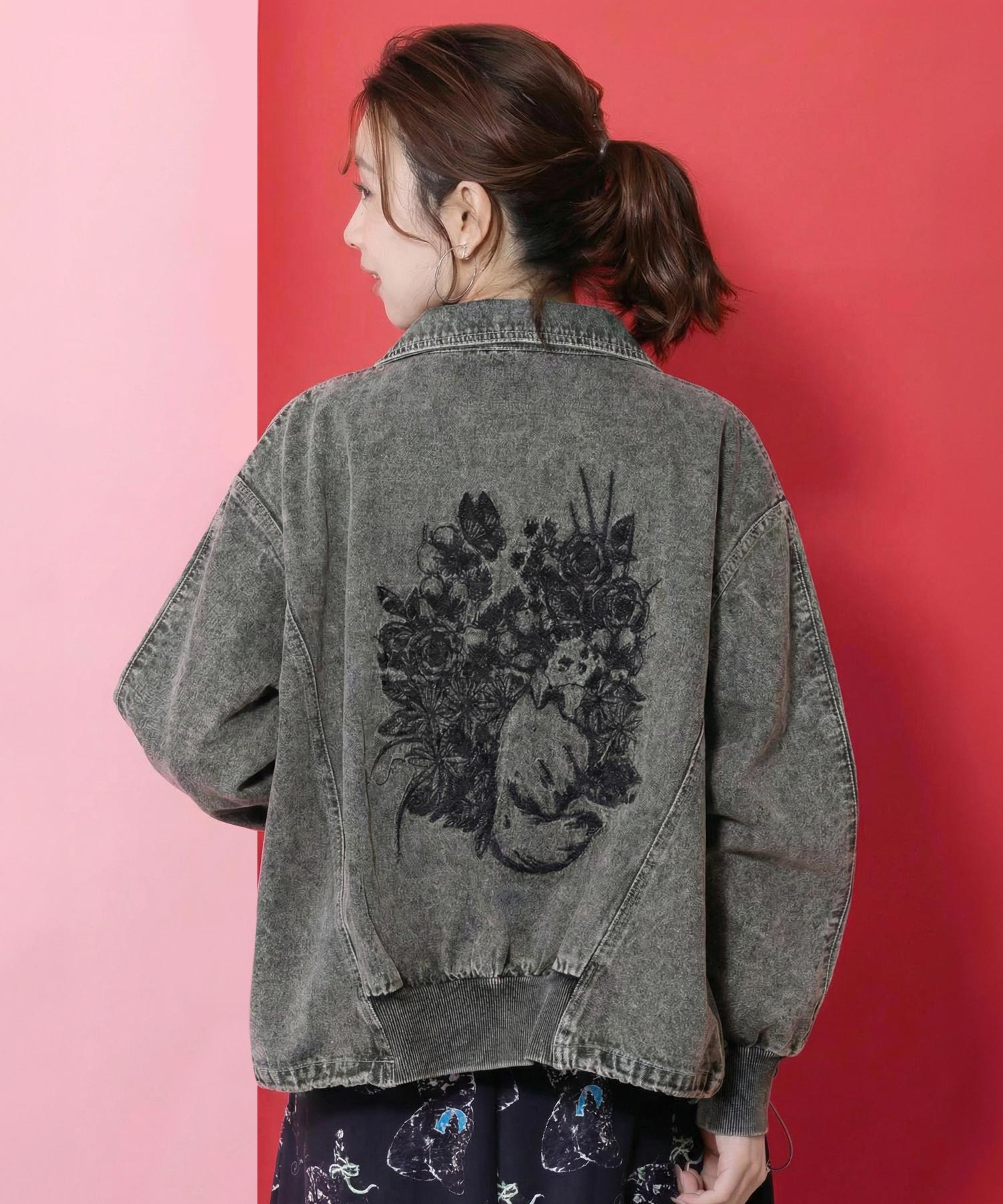 161614：ヴィンテージ風ネコ刺繍デニムジャケットの通販-ScoLar