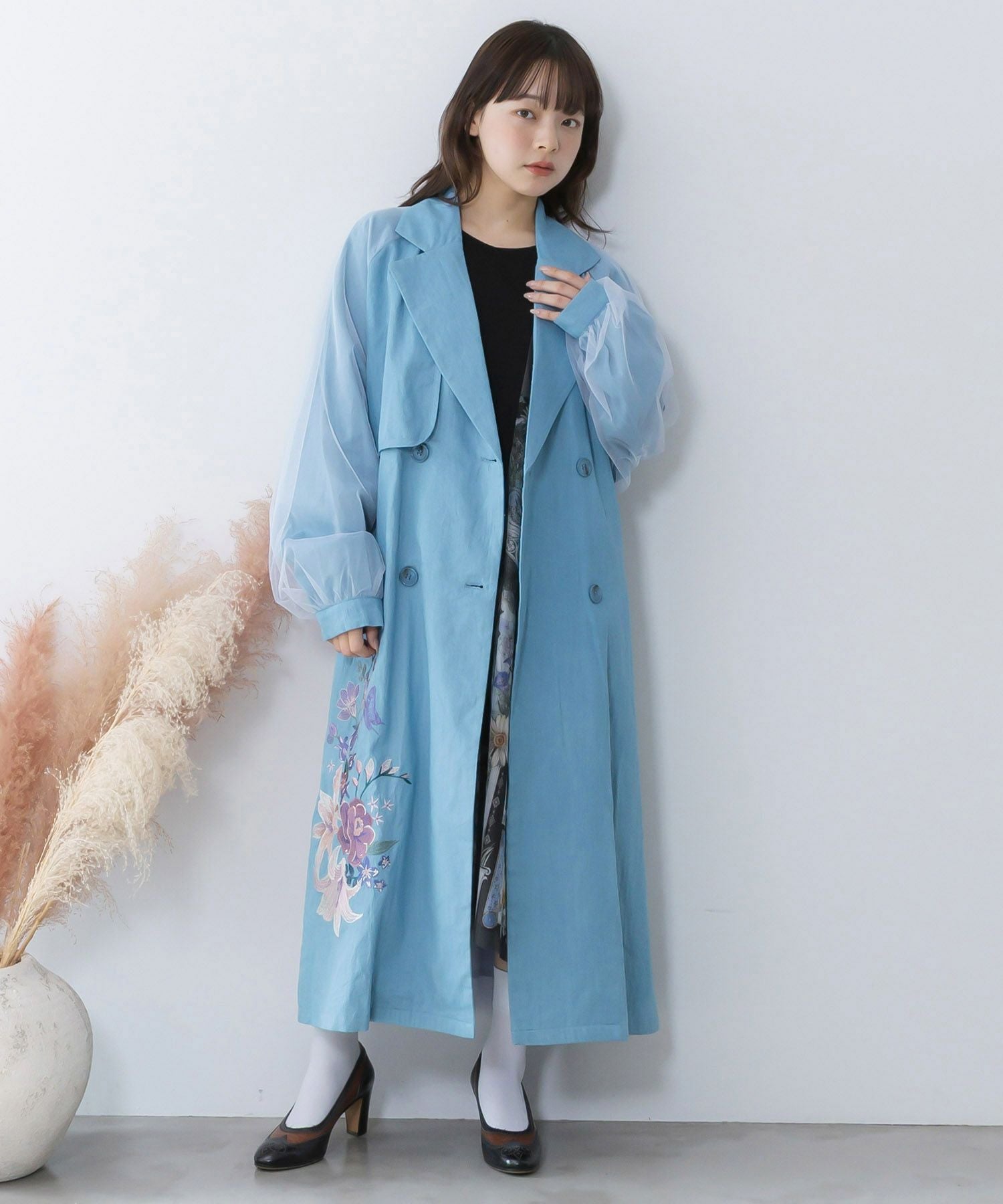 561212：チュール重ね花刺繍ロングコートの通販-ScoLar