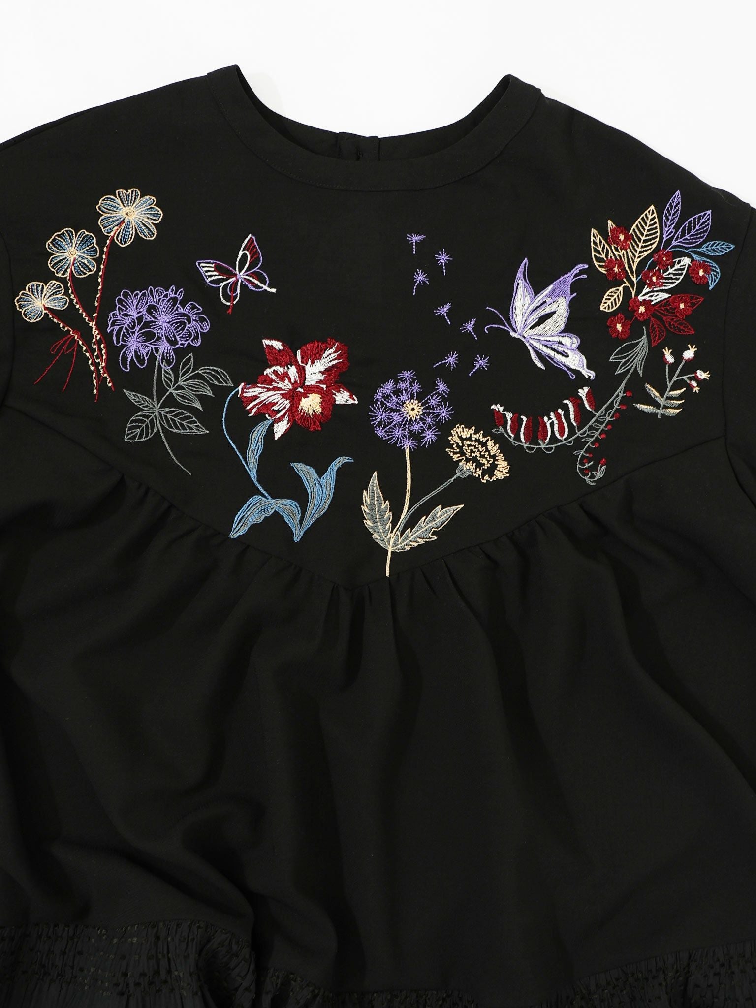 561207：花蝶刺繍シャーリング生地ティアード風ワンピースの通販-ScoLar