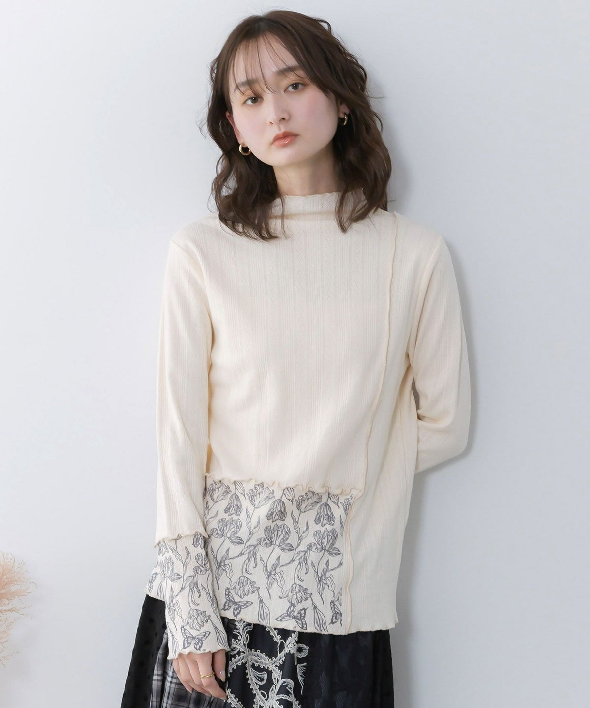 花蝶刺繍テレコ素材メロウ入りインナー-3