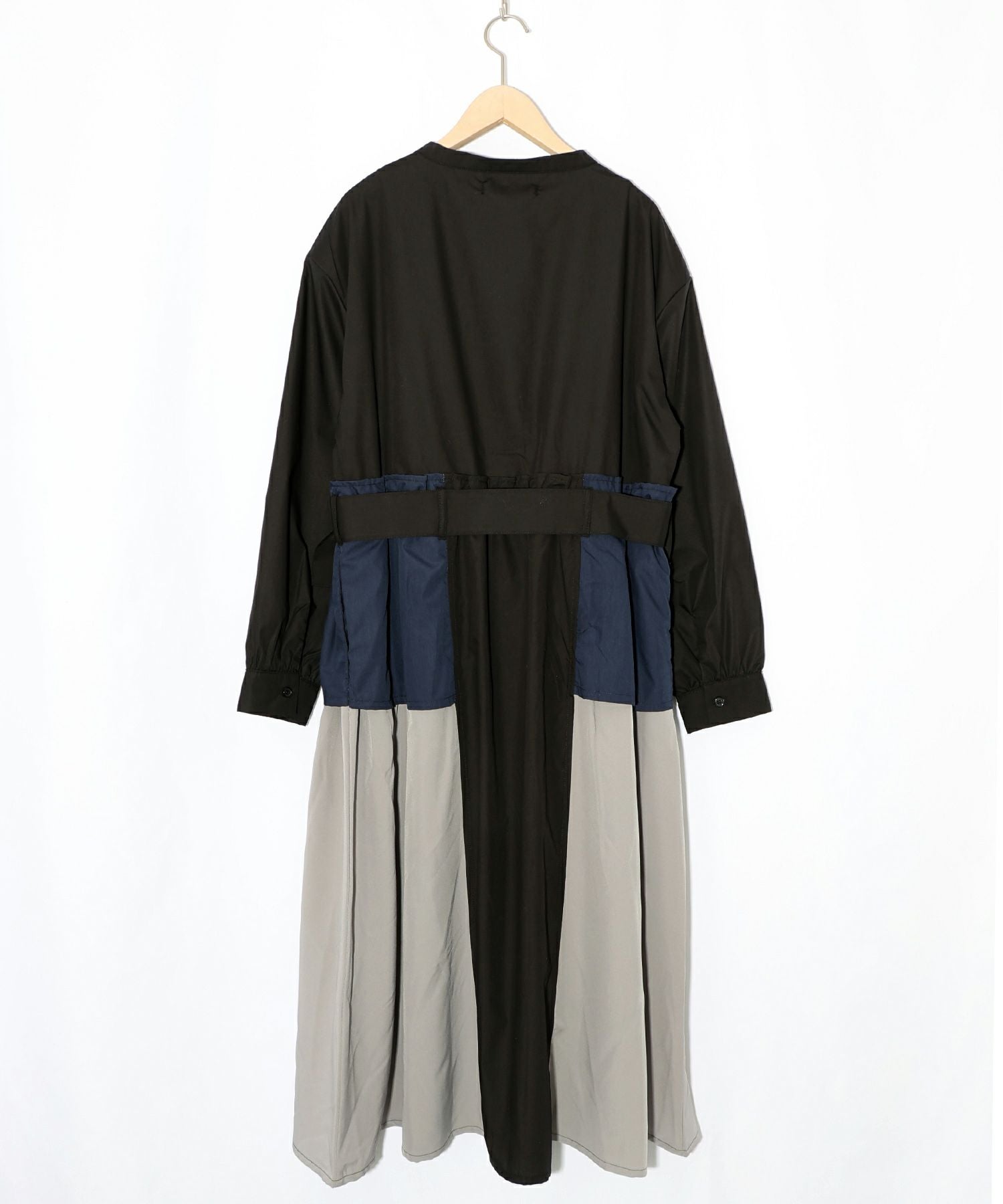 561201：花刺繍トレンチコート風 異素材切替ワンピースの通販-ScoLar