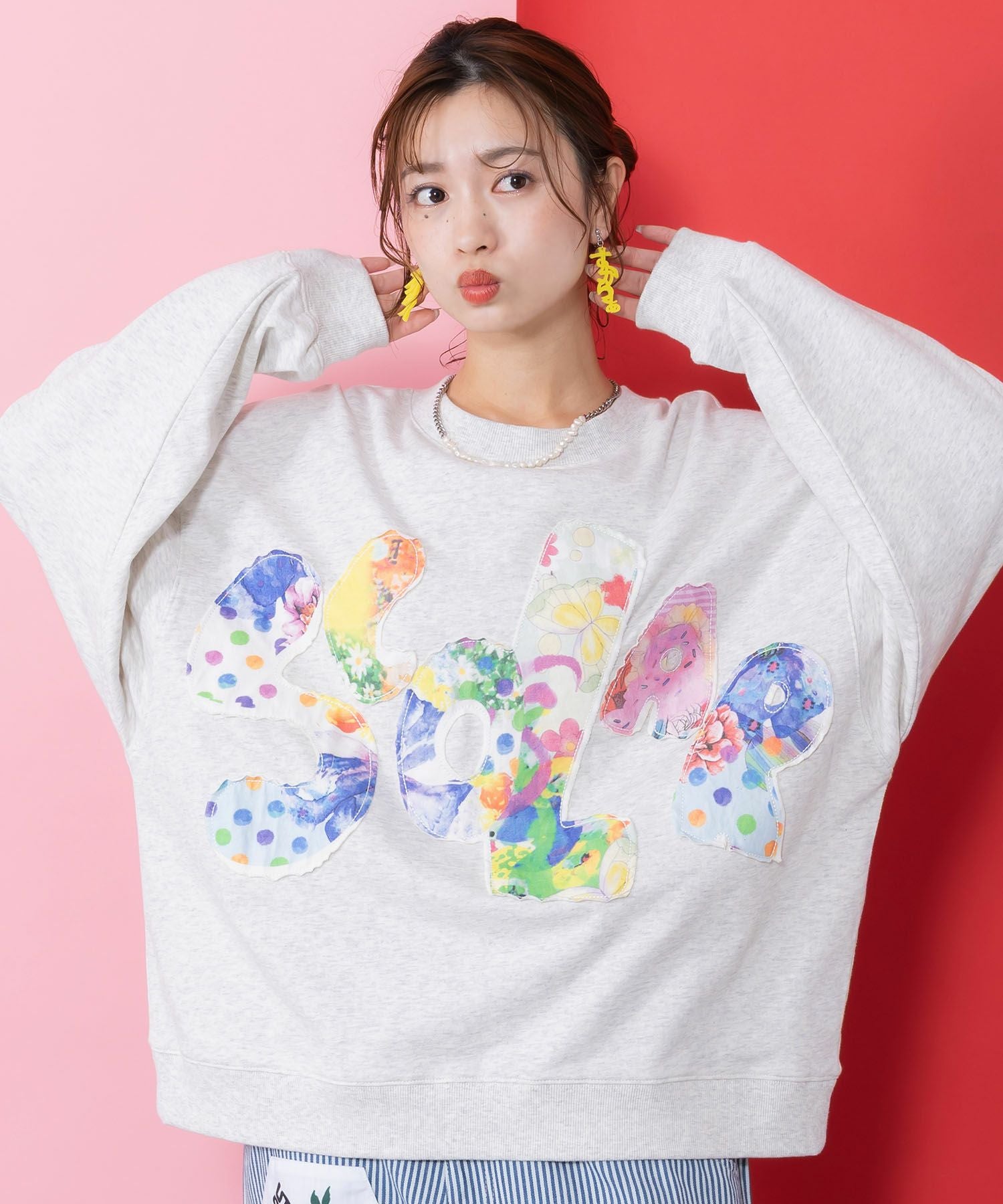 161618：スカラー総柄ロゴアップリケ裏毛プルオーバーの通販-ScoLar