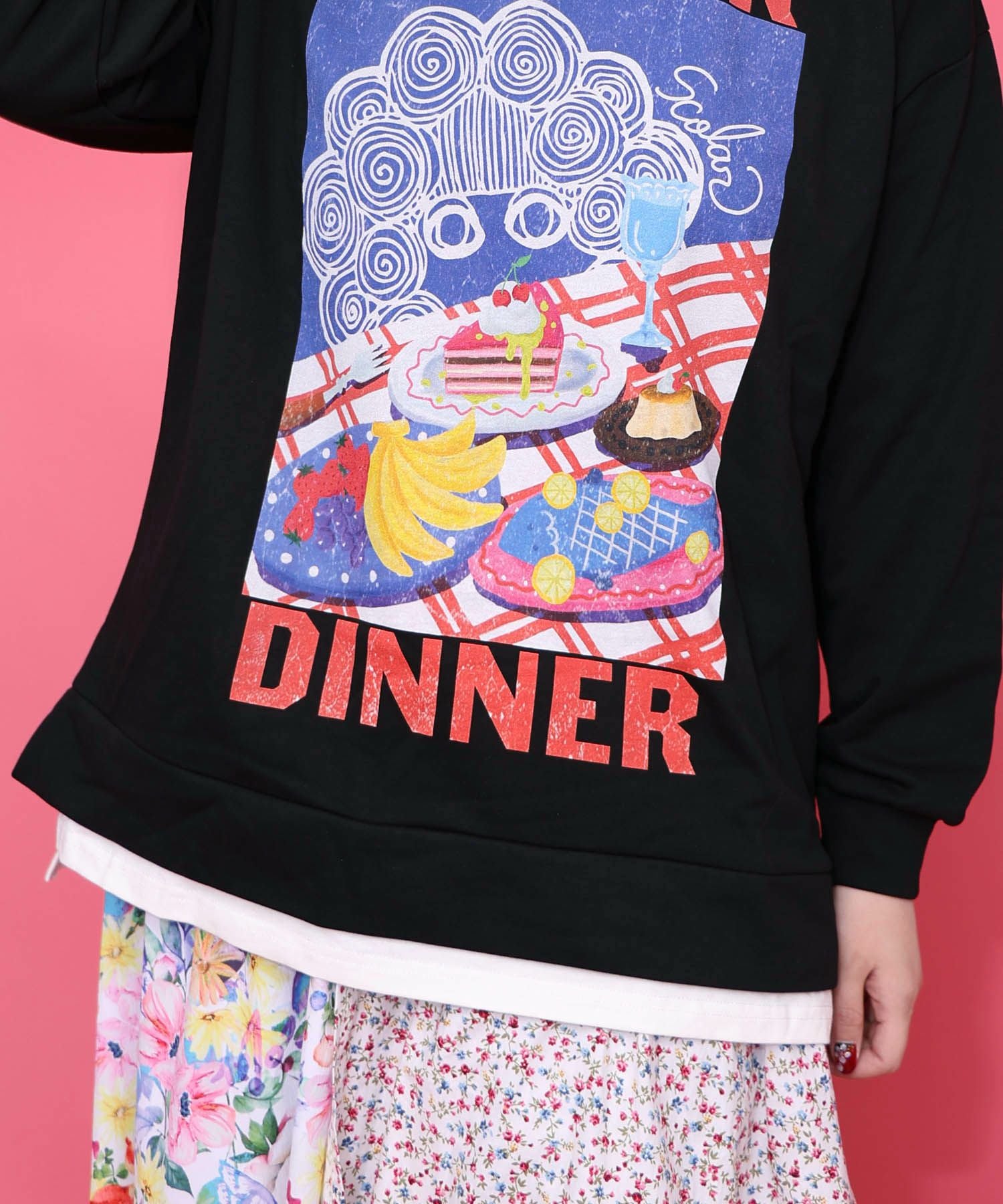 161610：スカラーちゃんの夕食柄レイヤード風配色プルオーバーの通販