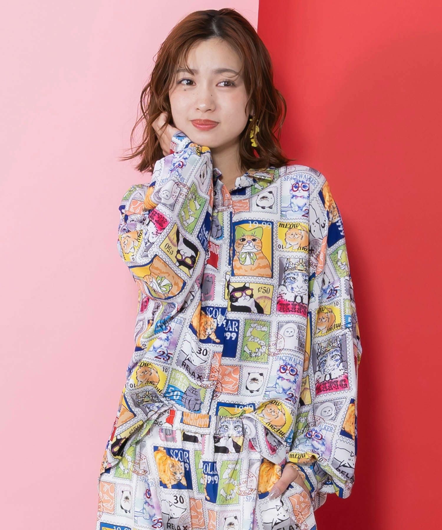 161605：わんorにゃんスタンプ柄 ワッシャーシャツの通販-ScoLar