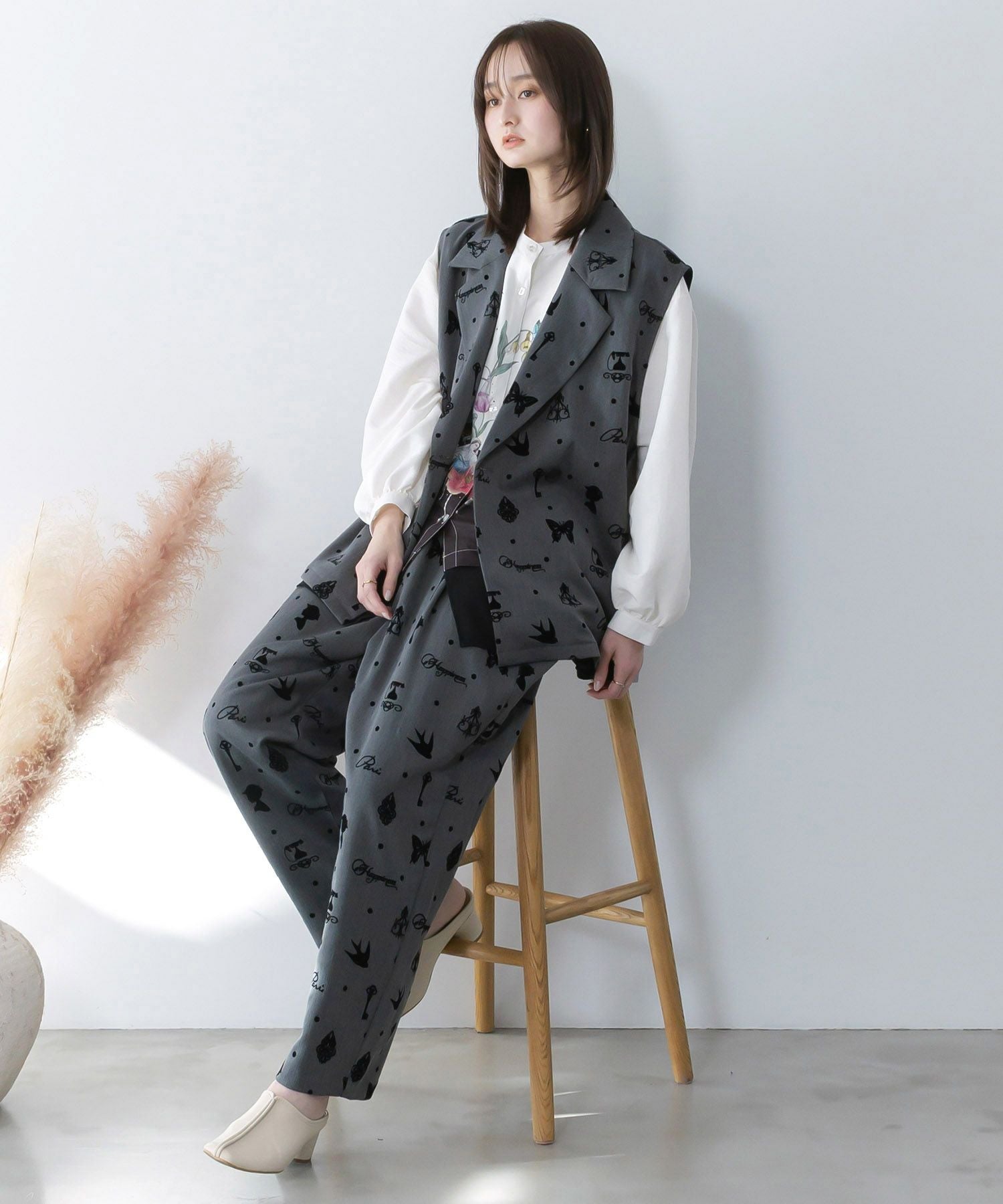 561210：アンティーク調フロッキープリントベストの通販-ScoLar