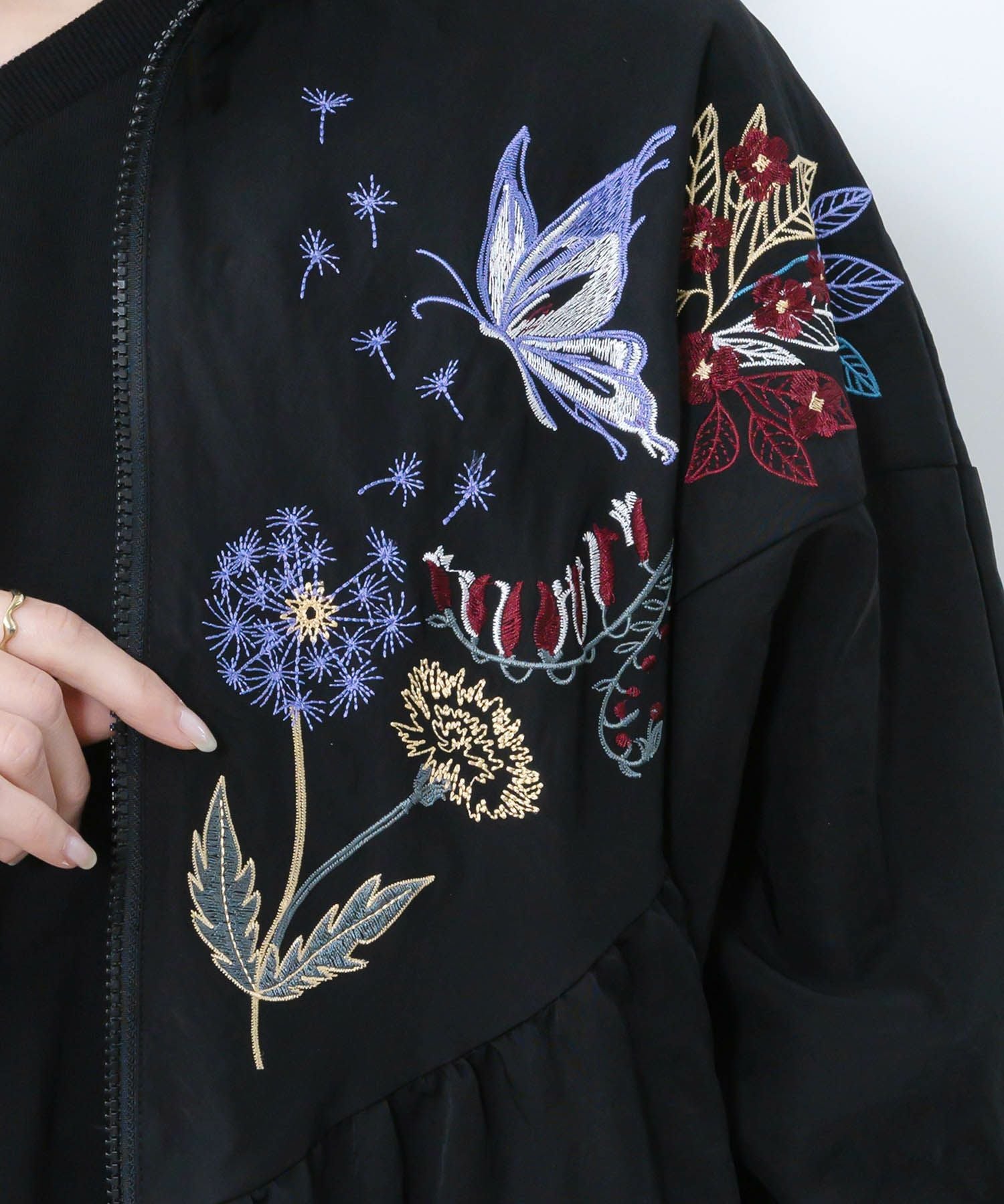 561206：リボン×花刺繍ドルマンスリーブブルゾンの通販-ScoLar