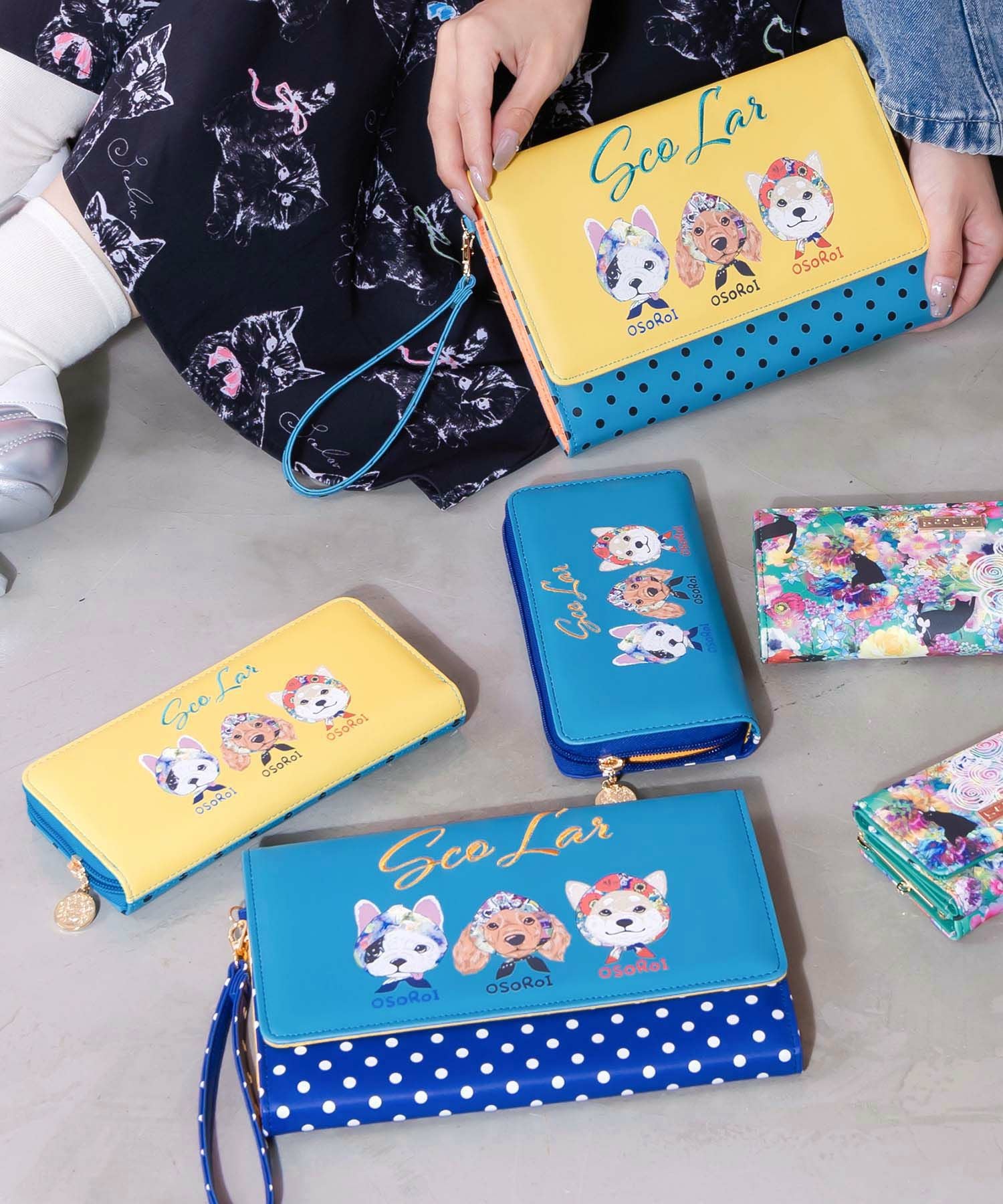 SC81-11：頭巾わんちゃん×ドット柄 ロゴ刺繍入り長財布の通販-ScoLar